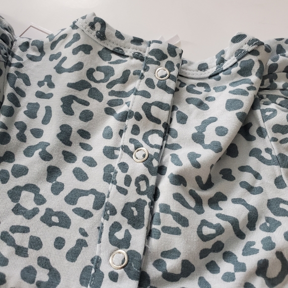 New! Kate Quinn Organics 0-3 Month Bubble Romper - Picture 5 of 6